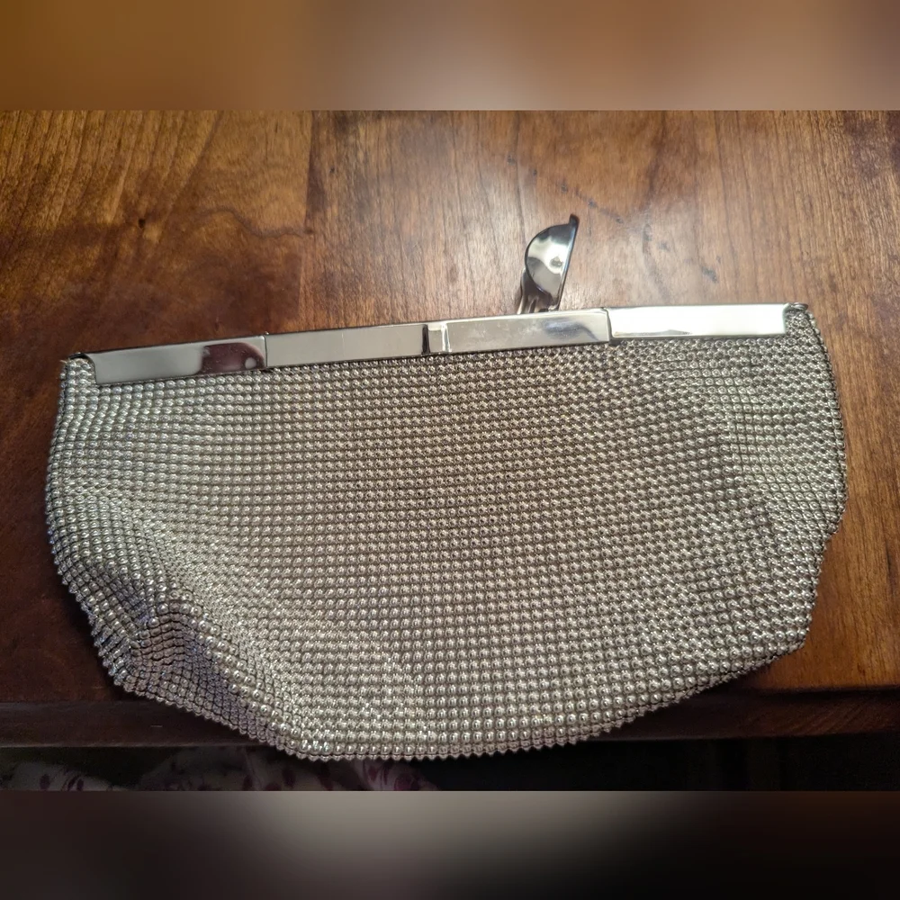 Whiting and Davis Mesh Glamorous Silver Evening Clutch Bling Collapsible